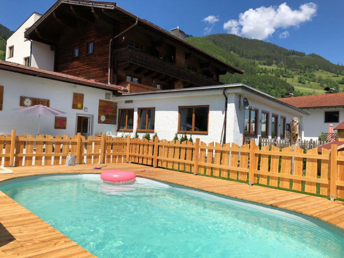 Apartments Chalet Sonnentanz Piesendorf Exterior foto